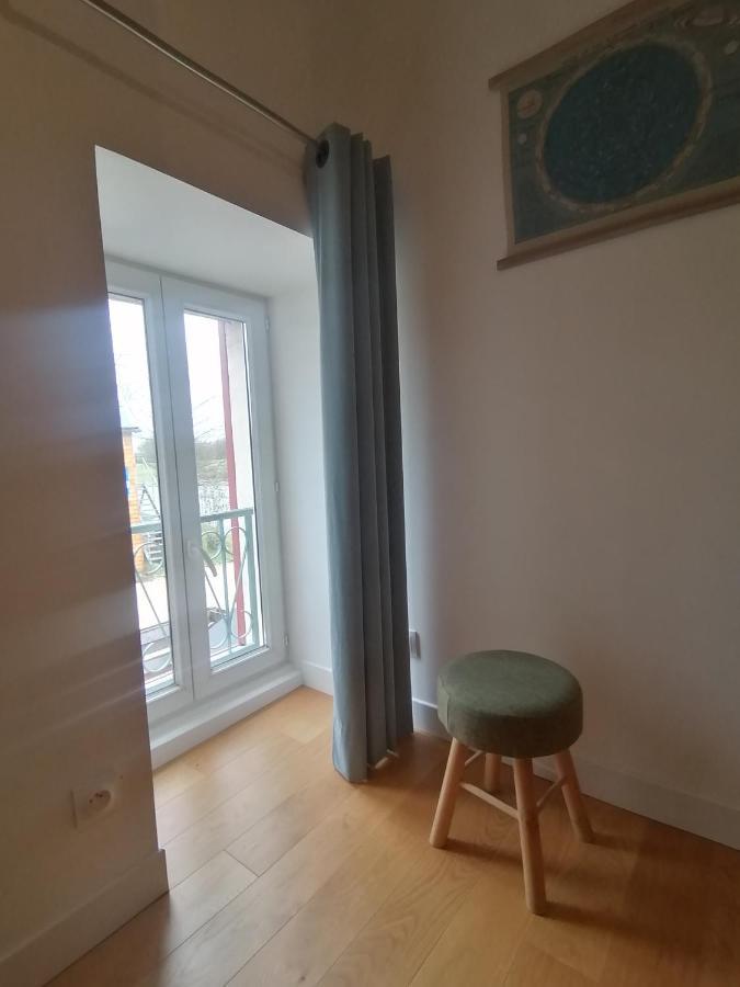 Gite La Maison La Saint-Aubin-d'Aubigne Екстер'єр фото